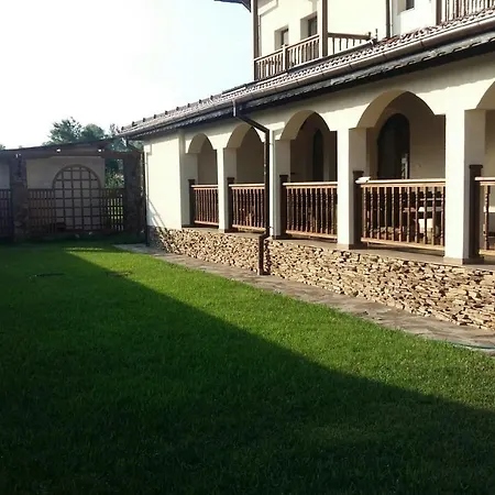 Guest house Agropensiunea Izana Dragutesti